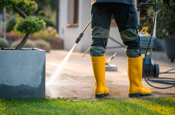 Best Garage Pressure Washing  in Shanor Northvue, PA