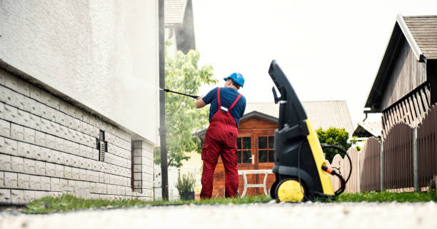Best Pressure Washing Driveway  in Shanor Northvue, PA